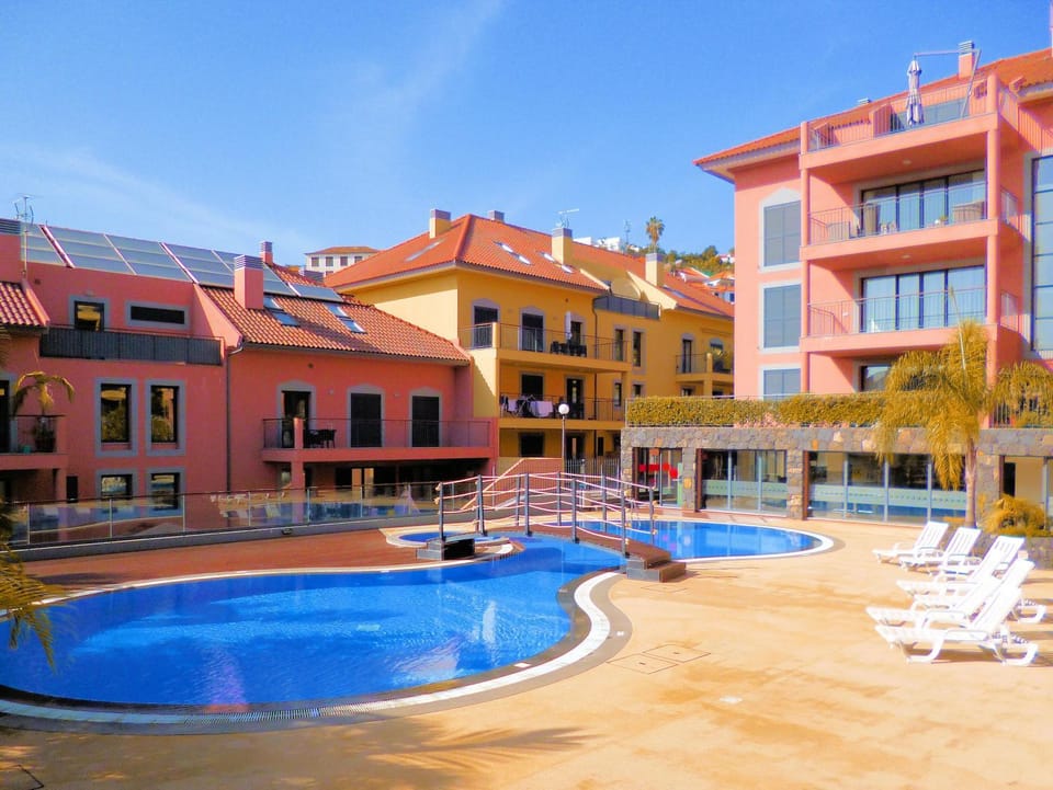 Fitness centre/facilities, Swimming pool