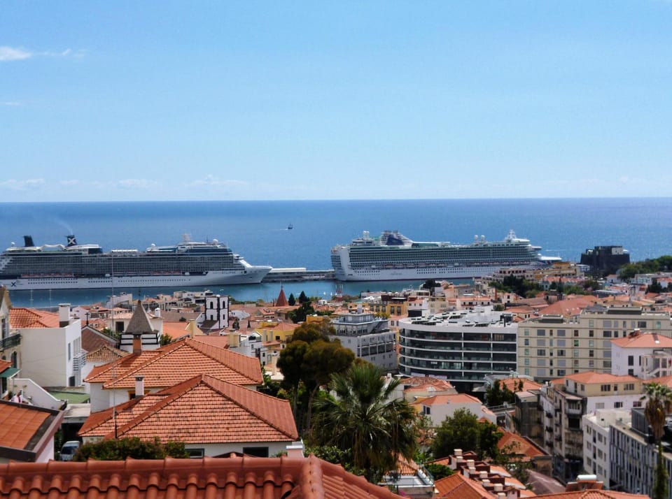 Balcony/Terrace, City view, Sea view