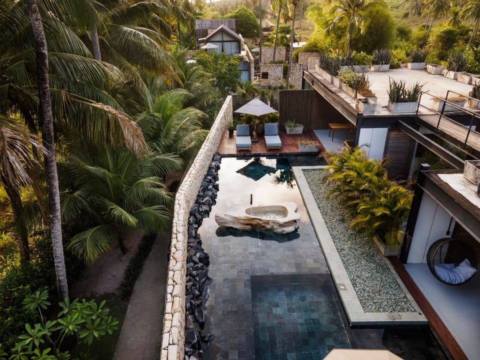 View (from property/room), Bedroom, Pool view, Swimming pool, Bath, sunbed