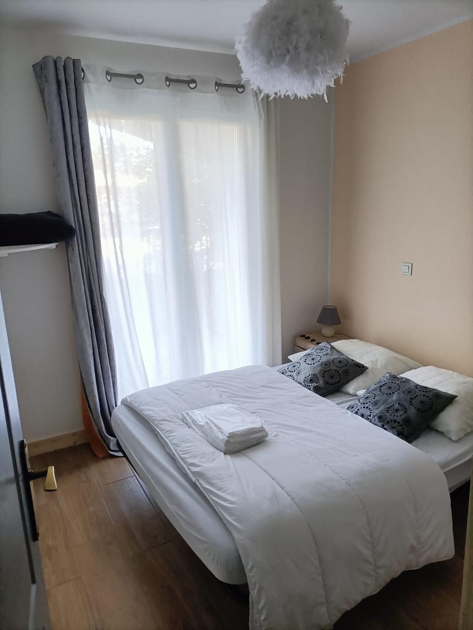 Appart & p'tit Jardin Apartment in Arès