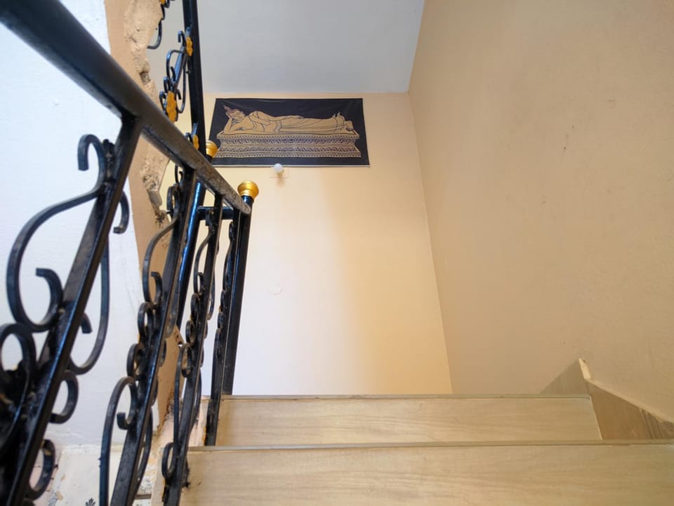 Property building, Internal: Not applicable to any particular room