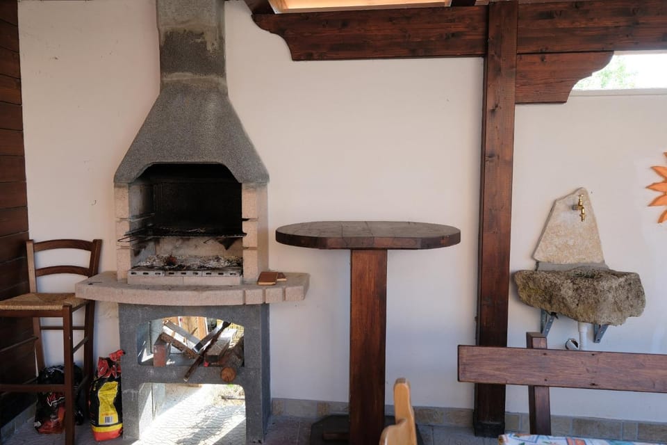 BBQ facilities, Kitchen or kitchenette