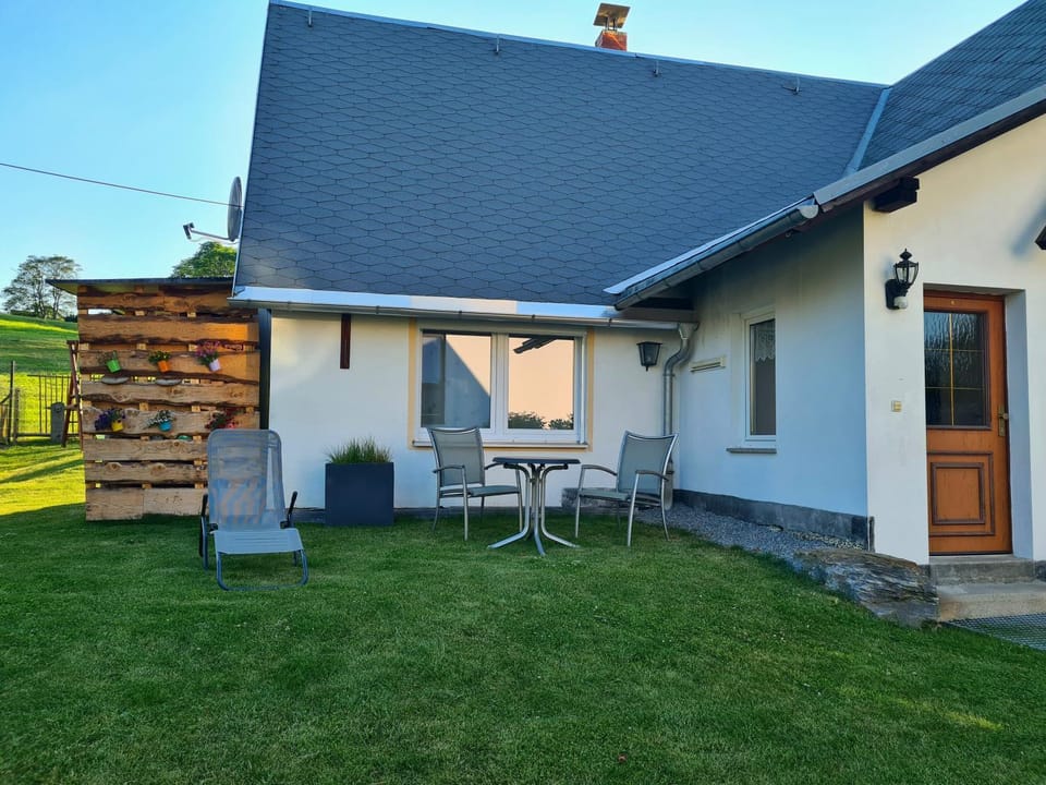 Ferienhaus Am Becherberg House in Erzgebirgskreis