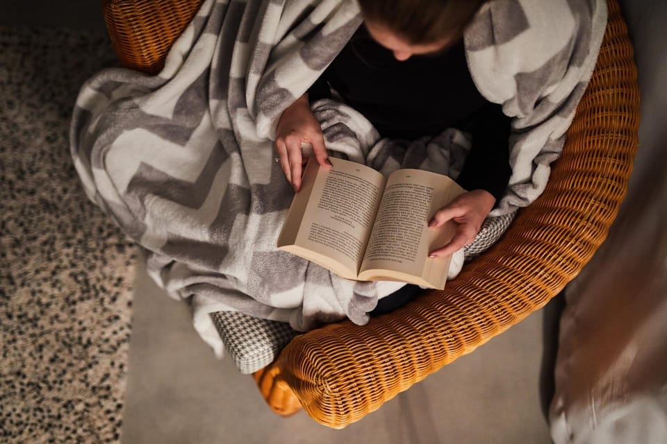 Photo of the whole room, Sunset