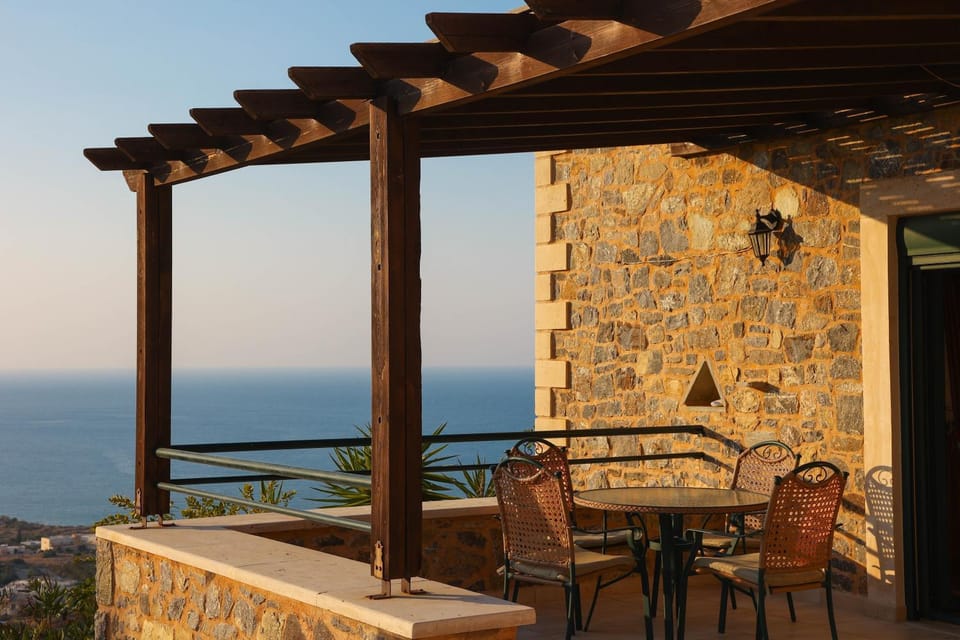 Natural landscape, View (from property/room), Balcony/Terrace, Seating area, Sea view