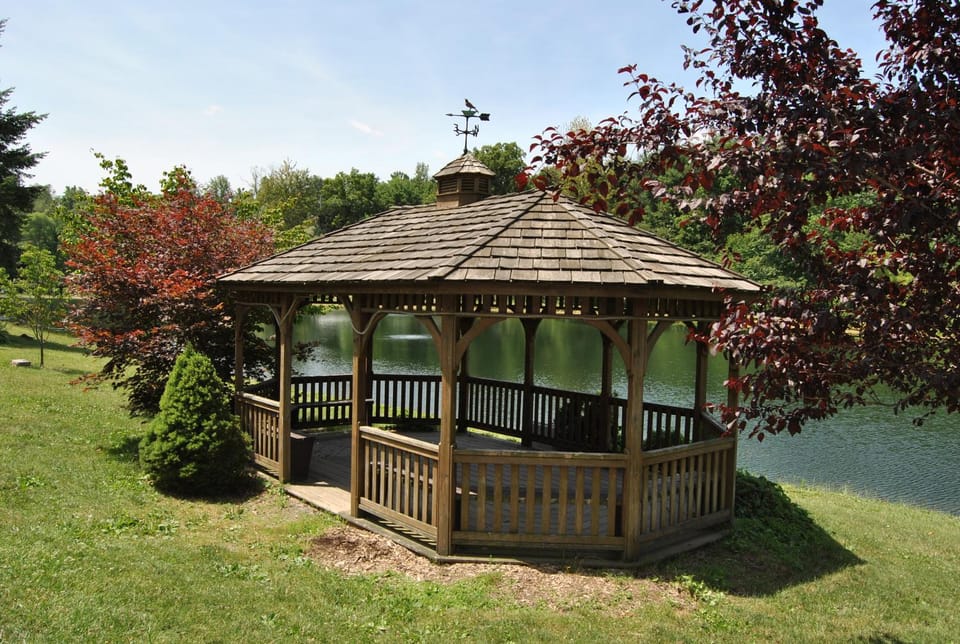 Robin Hill Camping Resort Two-Bedroom Cottage 6 Campground/ 
RV Resort in Pennsylvania