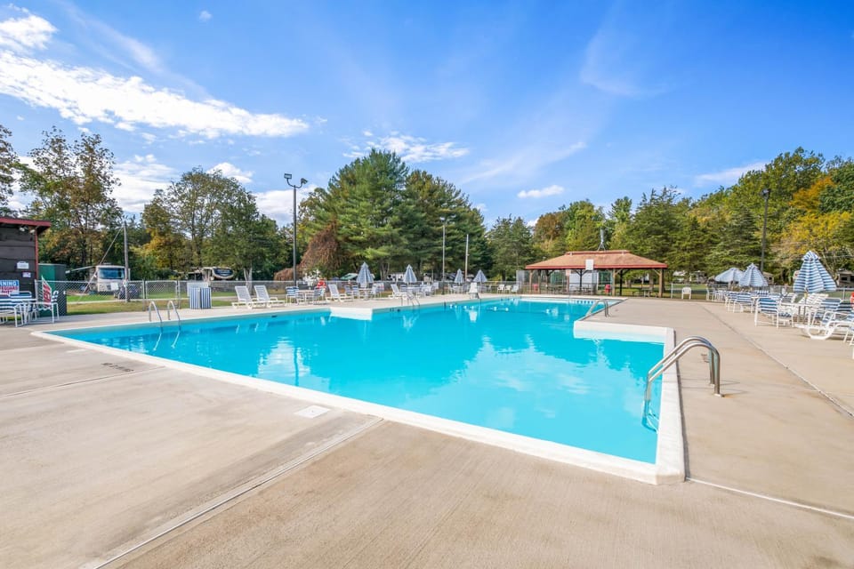 Rondout Valley Camping Resort Deluxe Park Model 11 Campground/ 
RV Resort in Accord