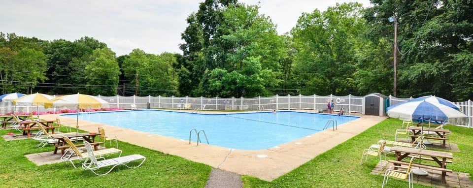 Sun Valley Campground Cottage 4 Campground/ 
RV Resort in Pennsylvania