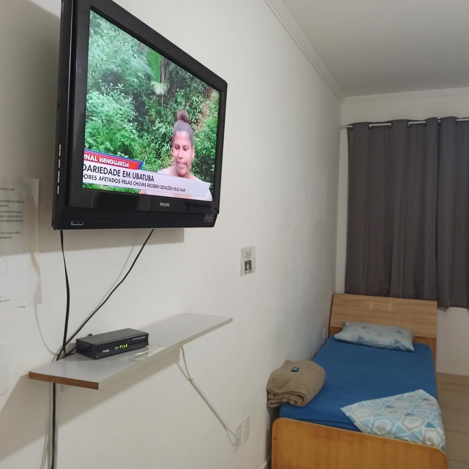 Quartos com Banheiros privativos - Hospedagem Recanto do Luar Bed and Breakfast in State of São Paulo