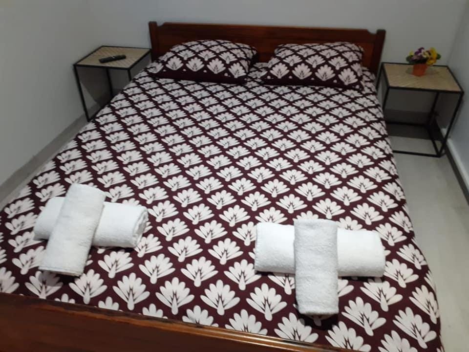 PARIS par trains, AREA, Studios avec salle de bain et kitchenette Privées, OU, chambres avec salles bain et cuisines communes Apartment hotel in Île-de-France