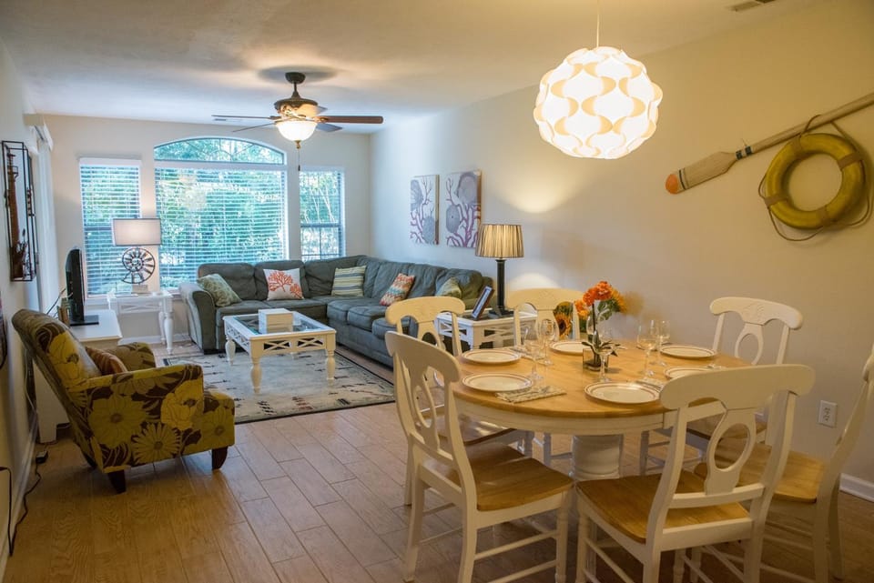 Pawleys Island Vacation Rentals llc Apartment in South Carolina