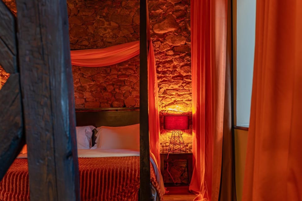 Bed, Bathroom, TV and multimedia, Photo of the whole room, Seating area, Bedroom, Breakfast, Continental breakfast, concierge, heating, heating, air conditioner, air conditioner
