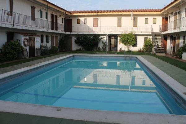 Property building, Swimming pool