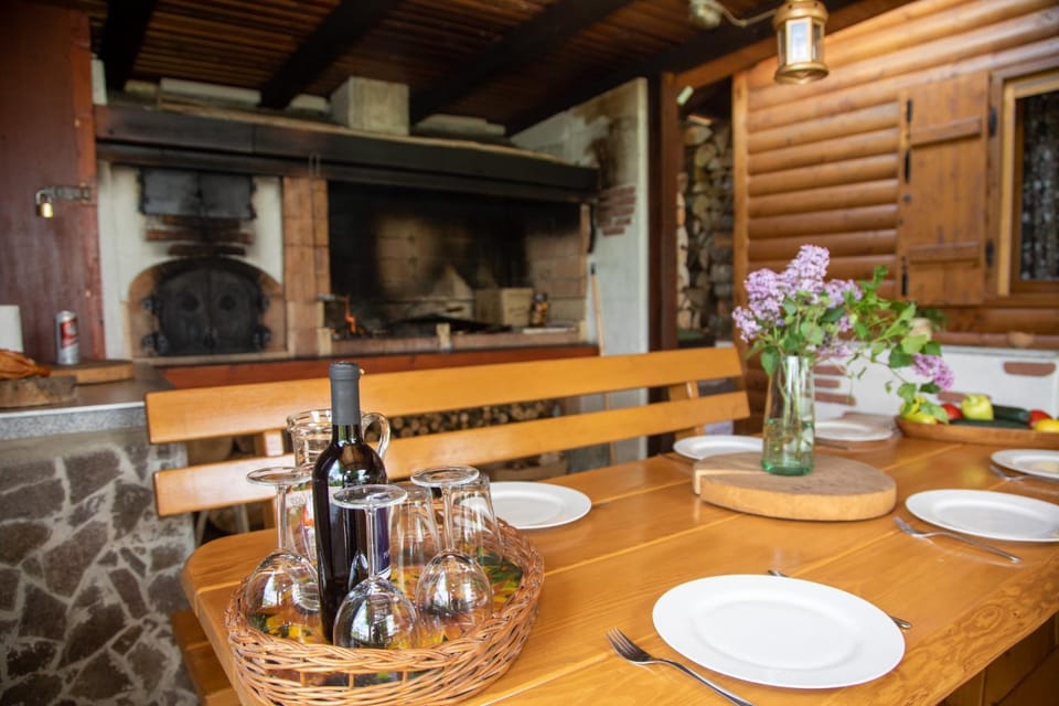 Balcony/Terrace, Seating area, Dining area, Entertainment