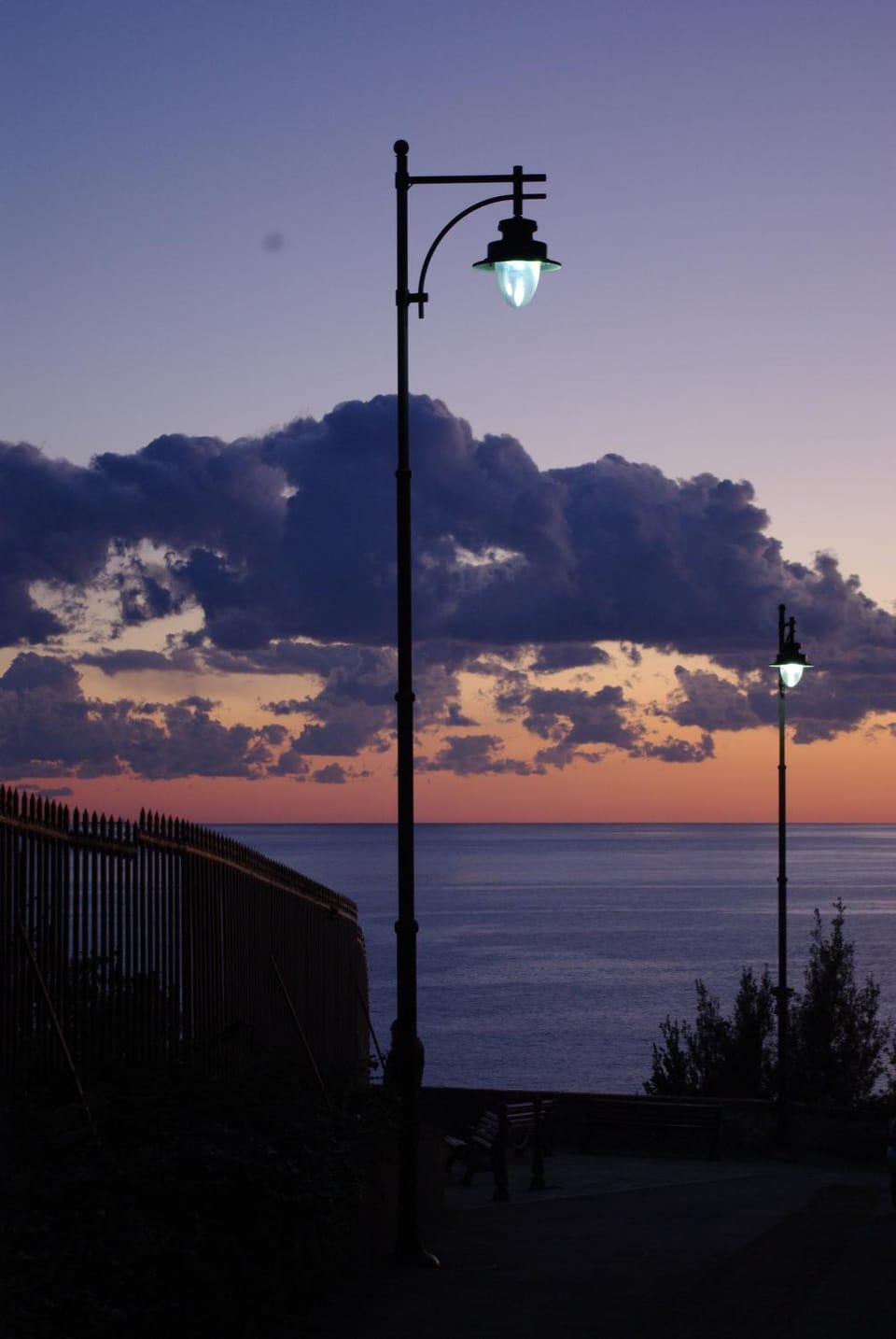 Nearby landmark, Neighbourhood