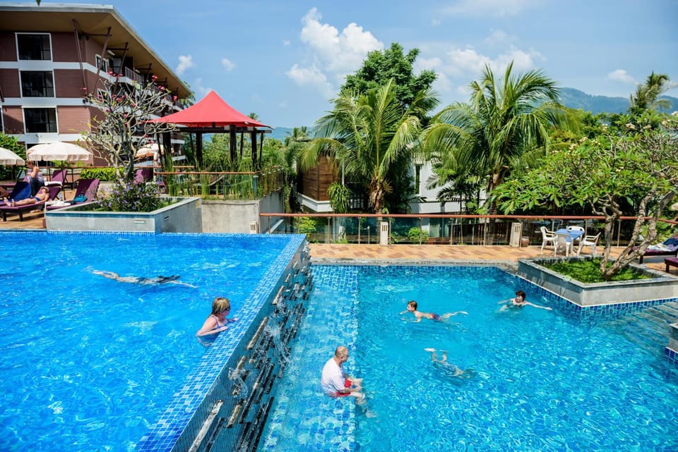 Swimming pool, Swimming pool