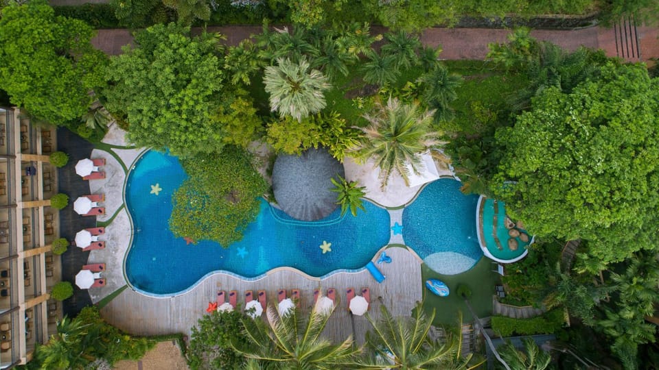 Swimming pool