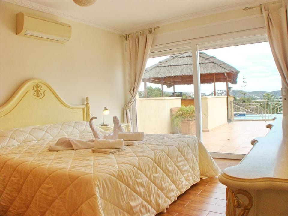 Villa Evora Chalet in Marina Alta