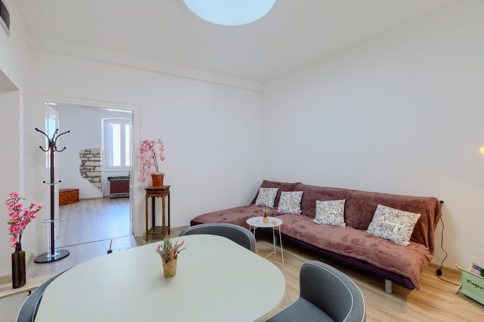 Large apartment in city centre Pula! Apartment in Pula
