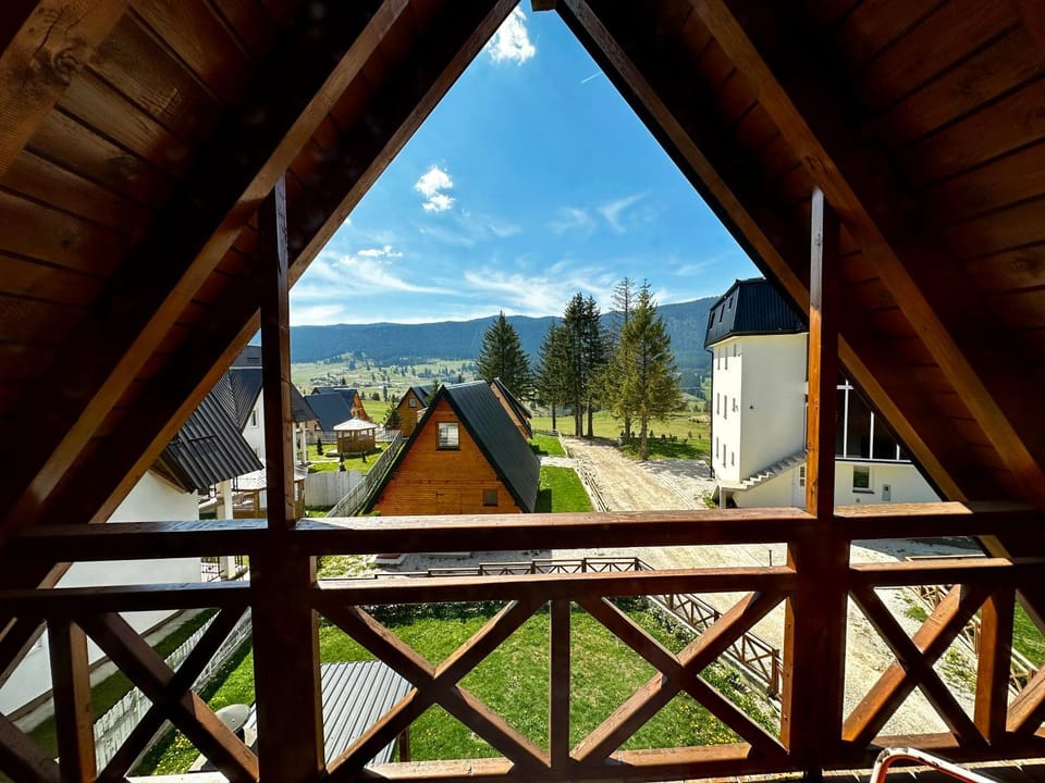 Day, Natural landscape, Mountain view