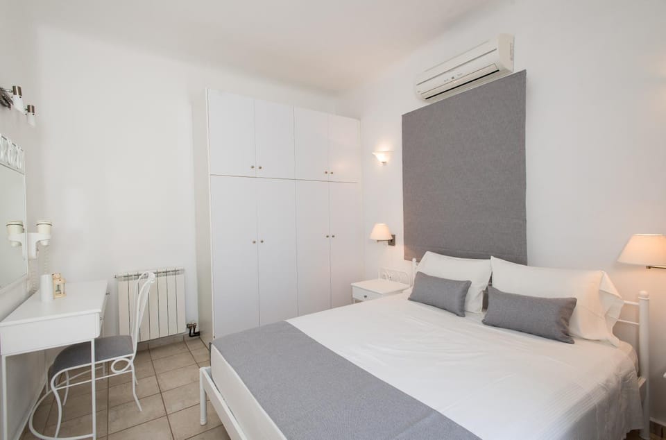 Villa Nireas Apartment in Mykonos, Mikonos 846 00, Greece