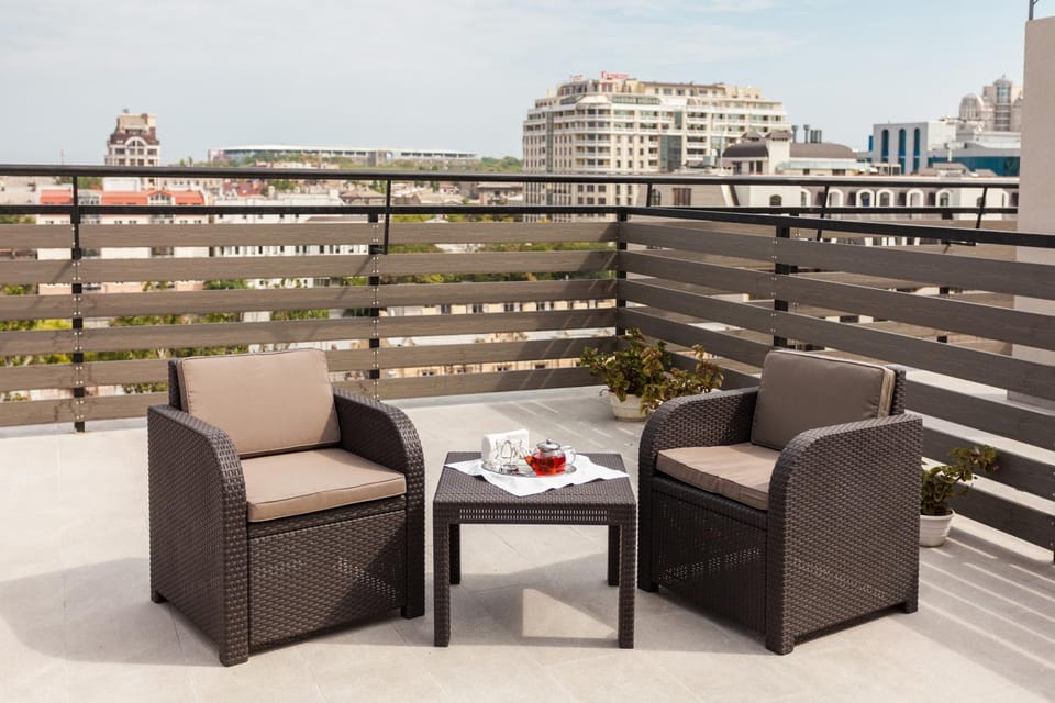 View (from property/room), Balcony/Terrace