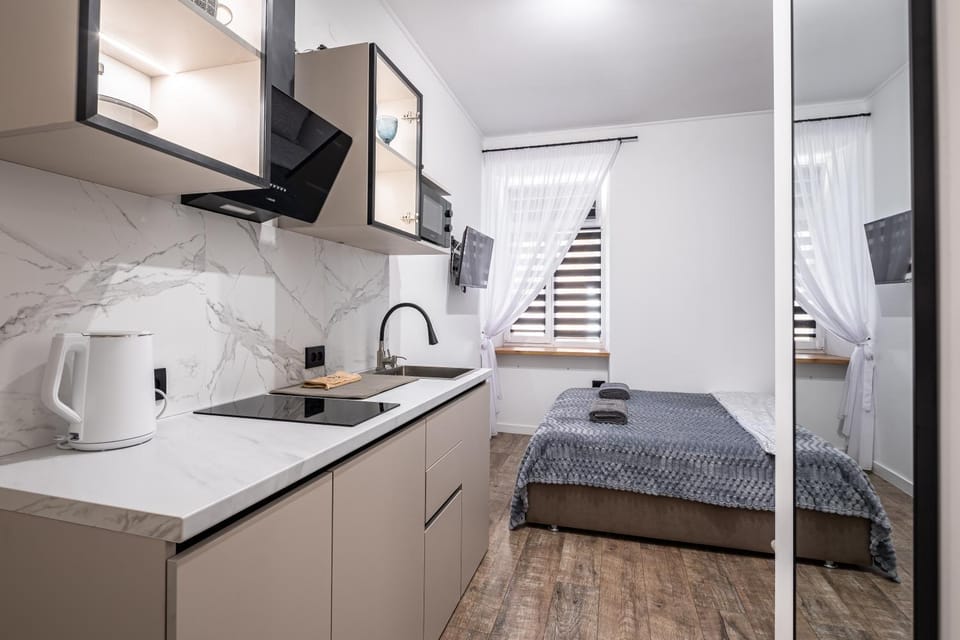 Новенька квартирка біля вокзалу та костелу вулиця Війтовича 1 Apartment in Lviv