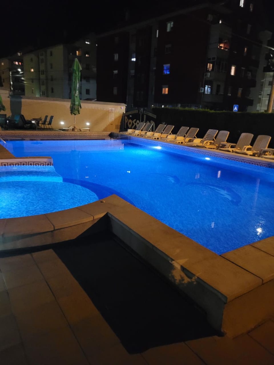 Swimming pool
