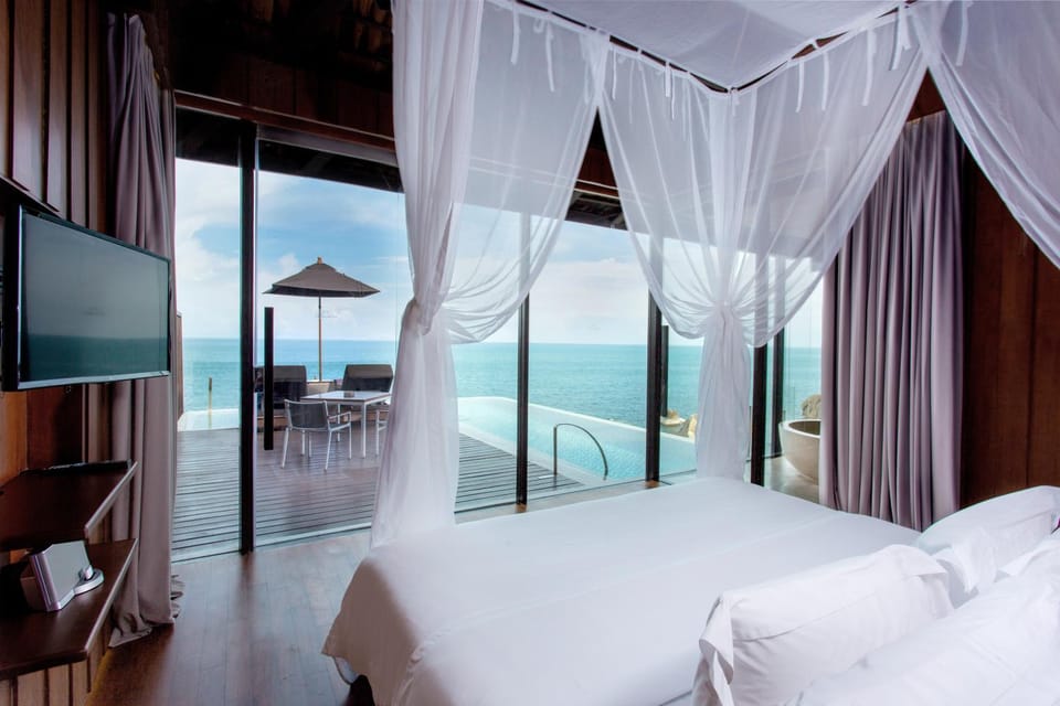 Bedroom, Sea view