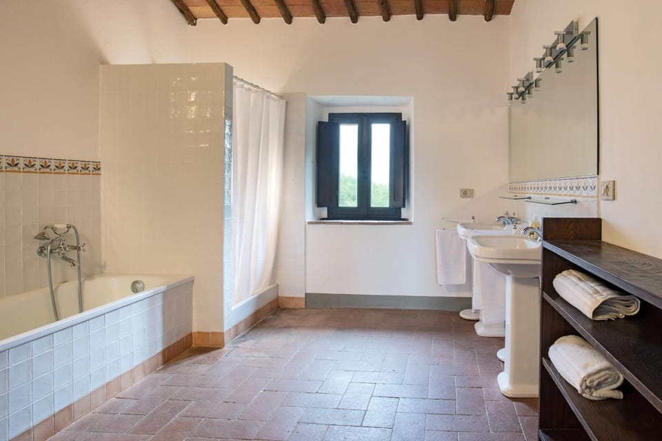 Private Chianti Hill Residence Apartment in Tuscany