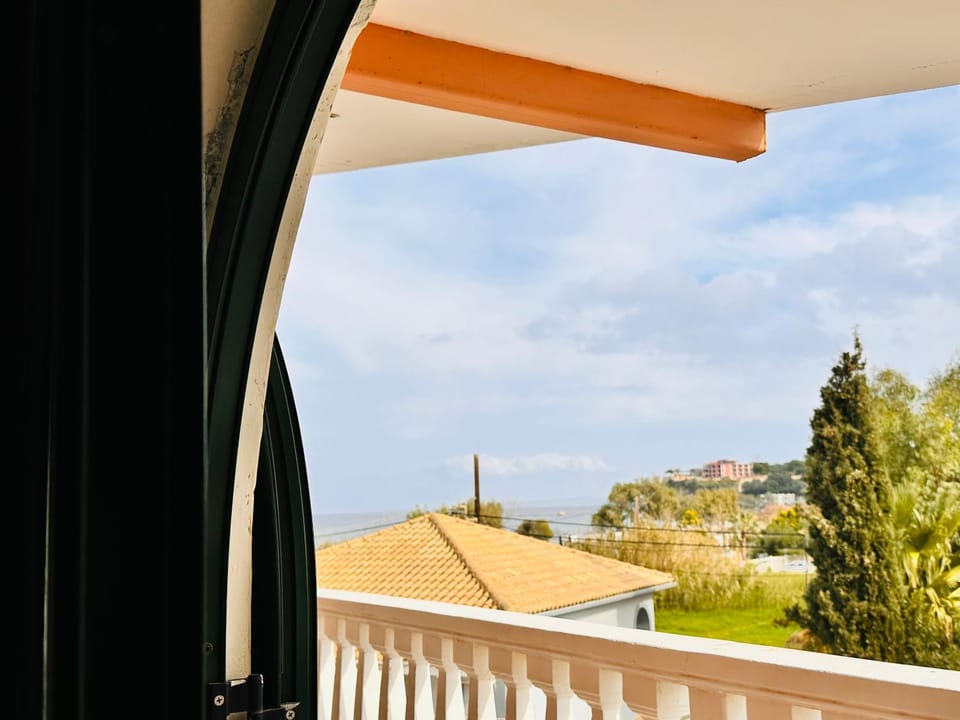 Day, Natural landscape, View (from property/room), Balcony/Terrace