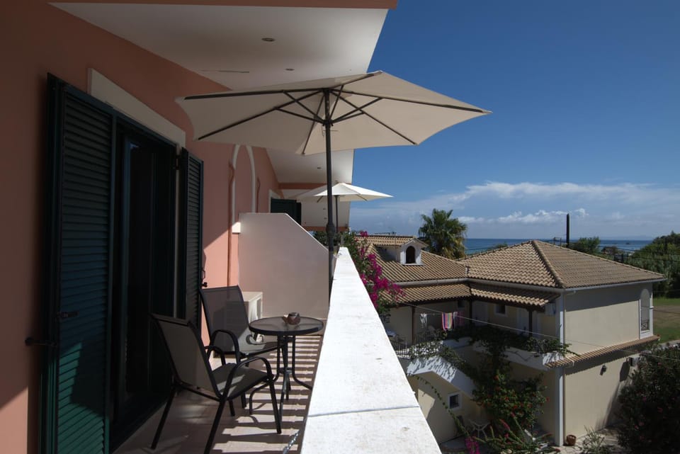 Property building, Patio, Day, Natural landscape, View (from property/room), Balcony/Terrace, Dining area