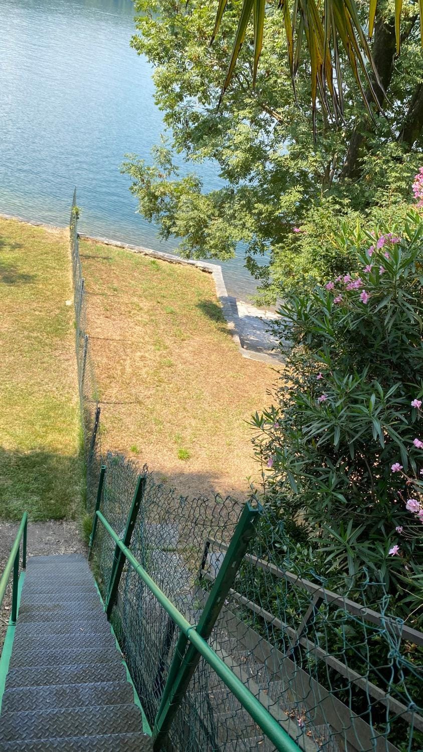 Beach, Lake view