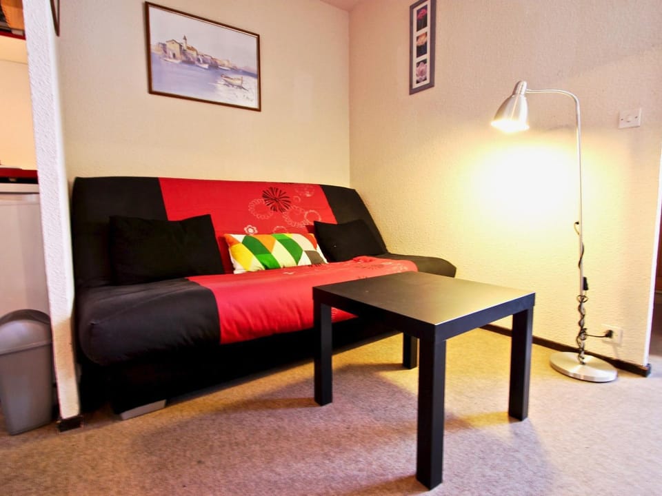 Studio cabine 4 pers, sud, pistes, Chamrousse - FR-1-340-75 Cabin in Provence