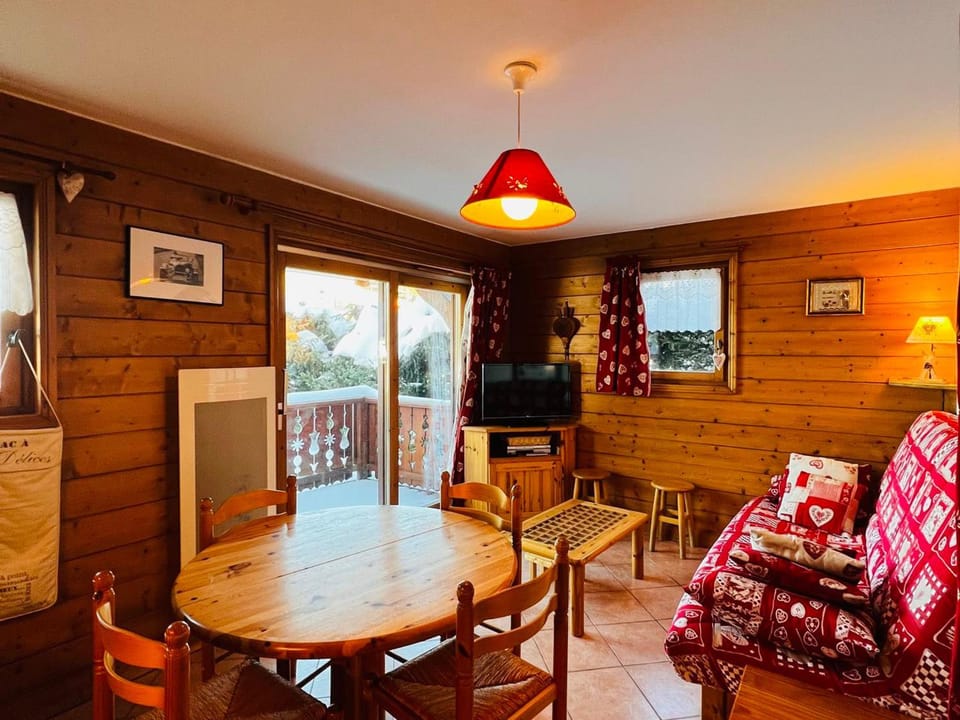 Appartement T3 calme aux Saisies, idéal pour 6 pers - FR-1-293-103 Apartment in Haute-Savoie