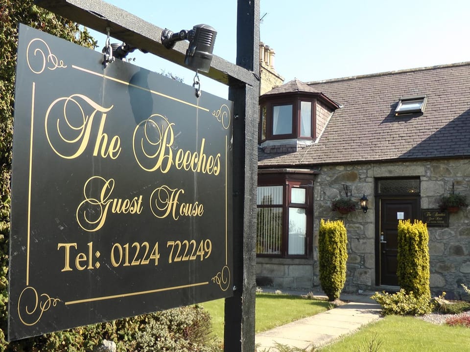 Beeches Guest House Bed and Breakfast in Scotland