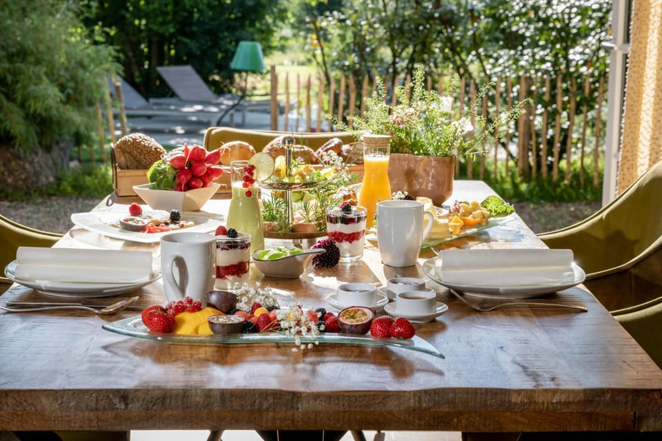 Breakfast, Breakfast