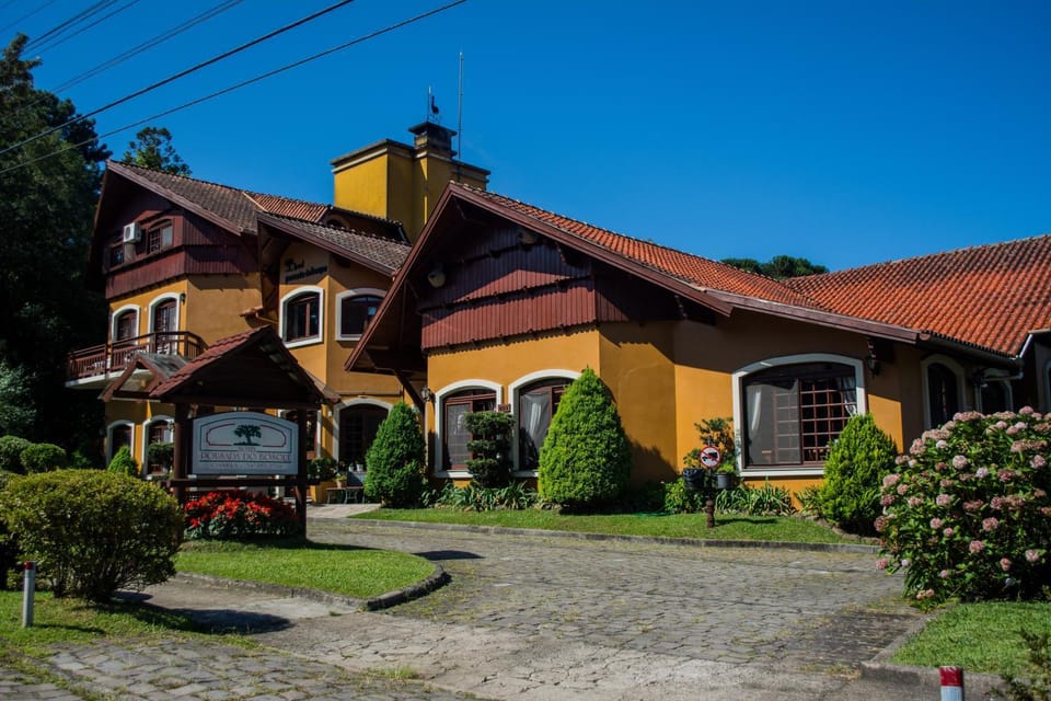 Property building, Day, Garden
