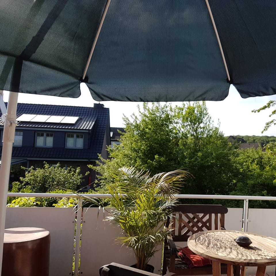 Balcony/Terrace, Garden view