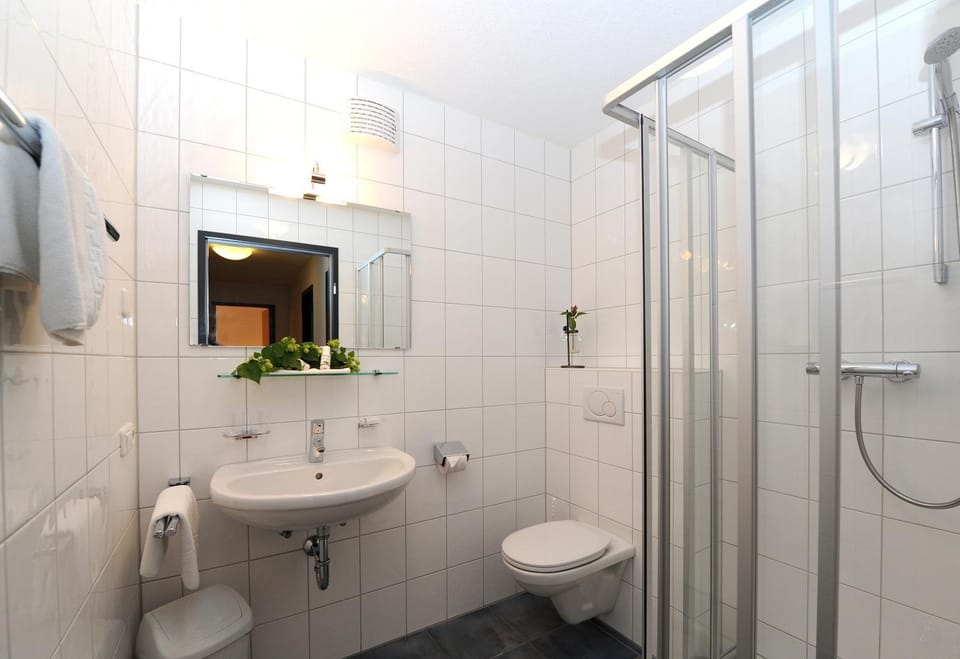 Bathroom, Other