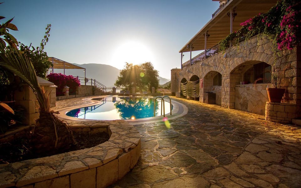 Swimming pool, Swimming pool