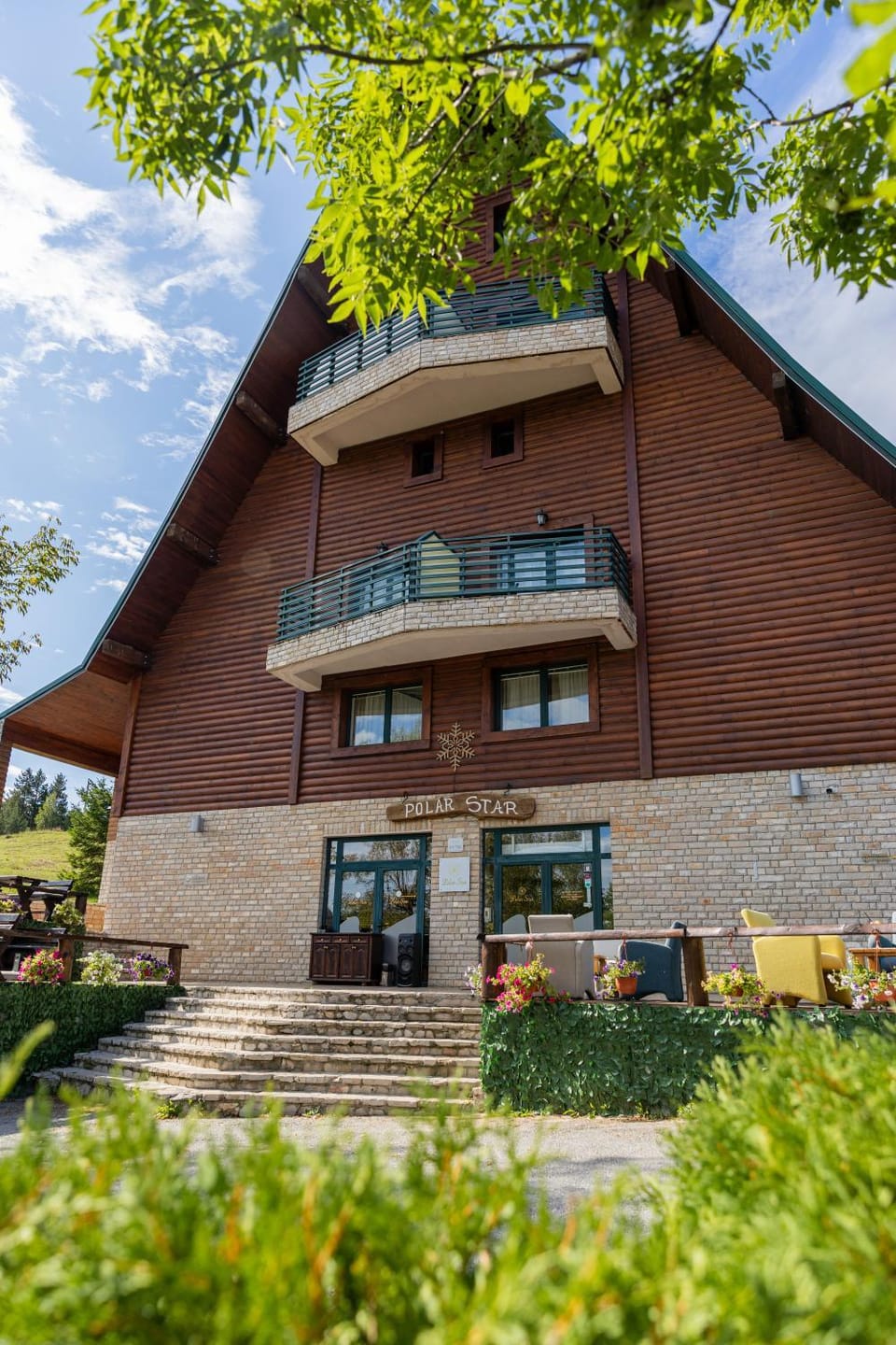 Property building, Garden, Garden view