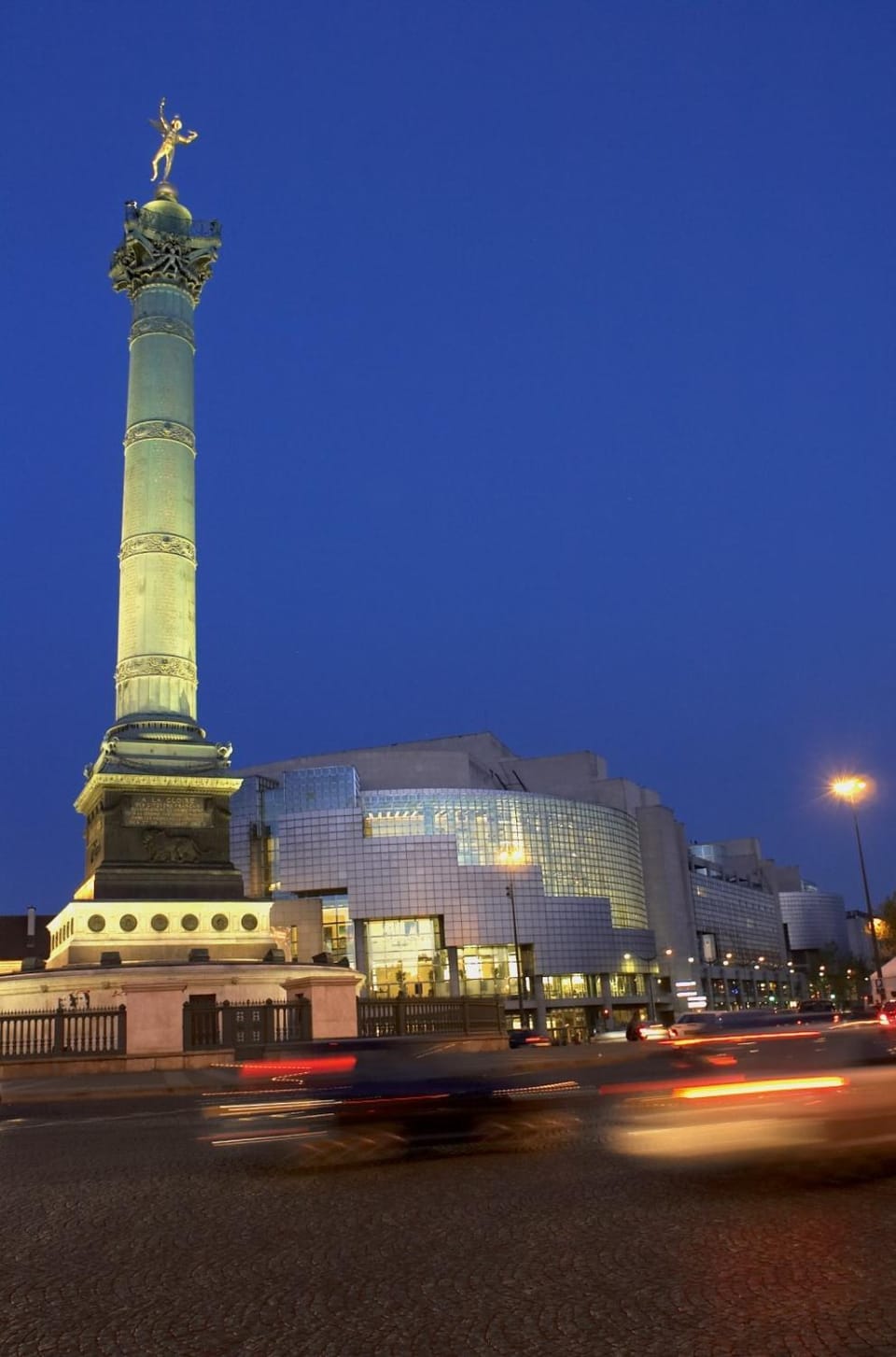 Nearby landmark, Landmark view