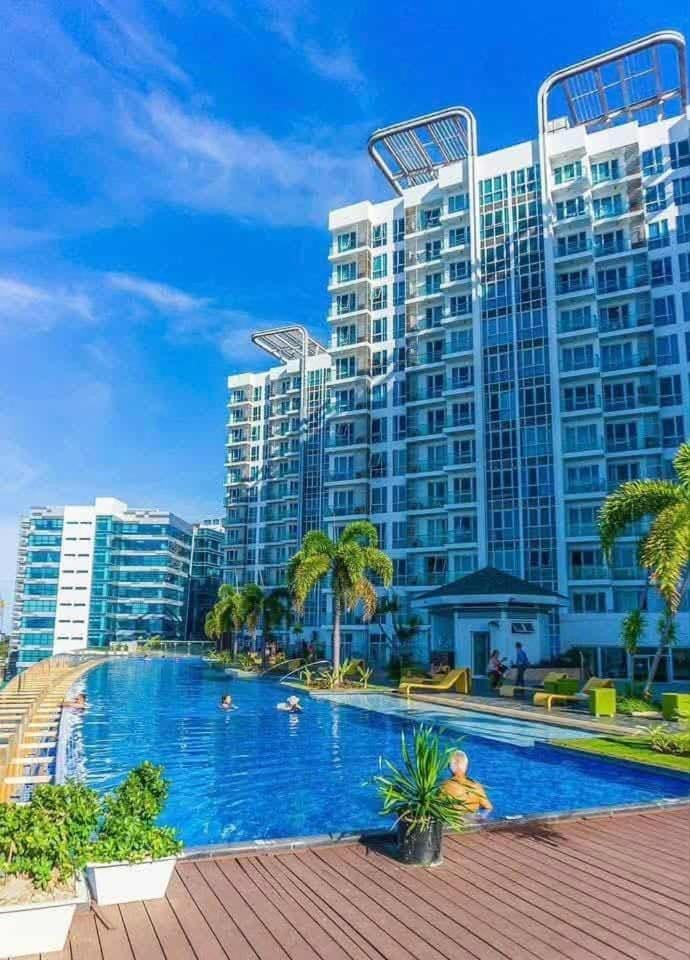 Mactan Newtown Ocean View 360 Degree Apartment in Lapu-Lapu City