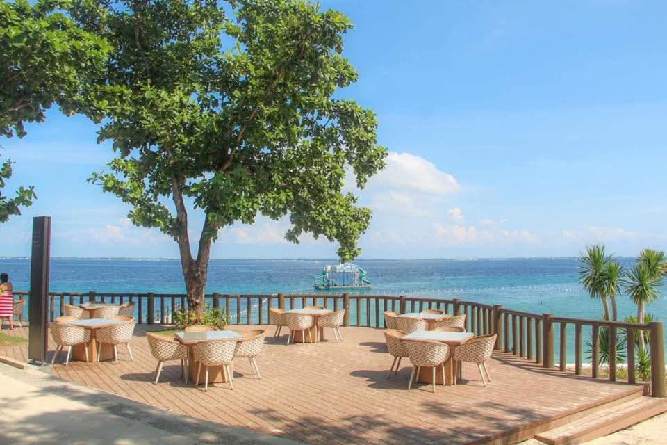 Mactan Newtown Ocean View 360 Degree Apartment in Lapu-Lapu City