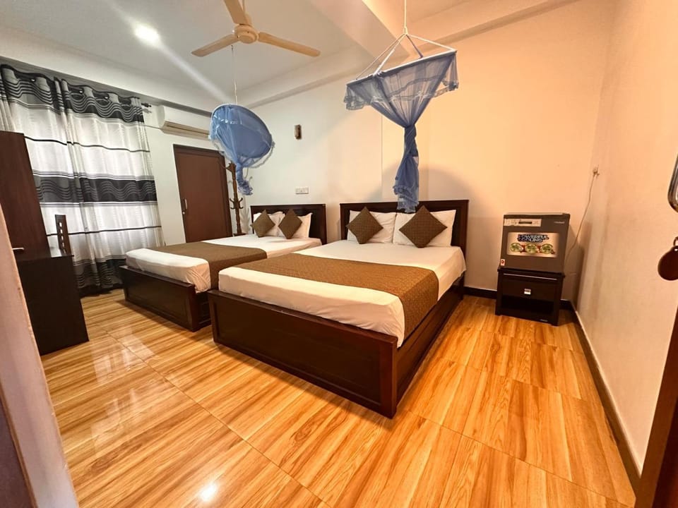 Holiday Villa Bed and Breakfast in Sri Lanka