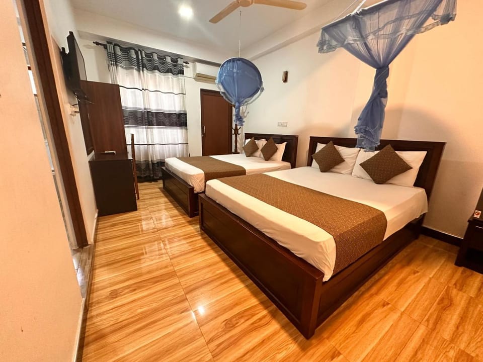 Holiday Villa Bed and Breakfast in Sri Lanka