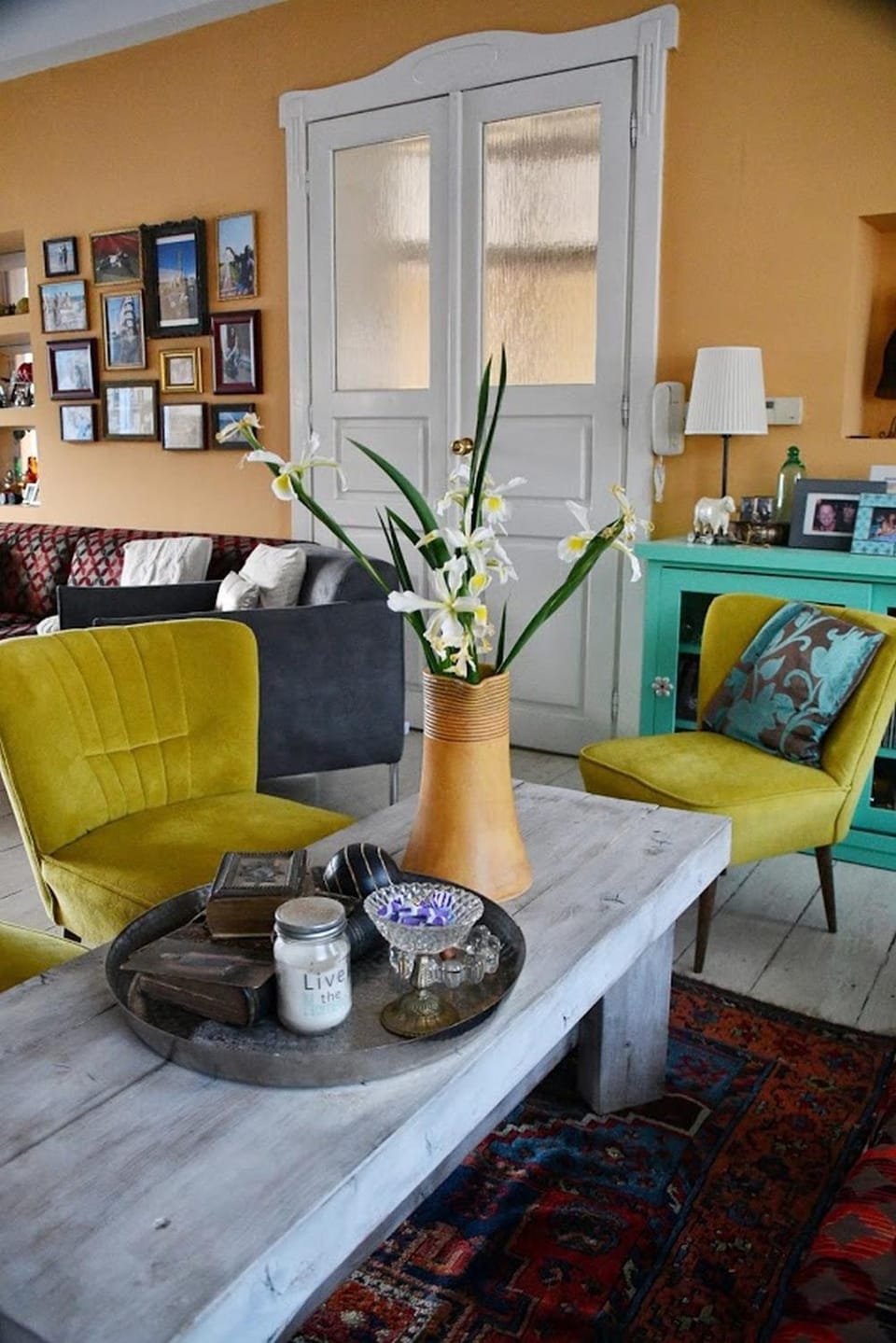 Seating area