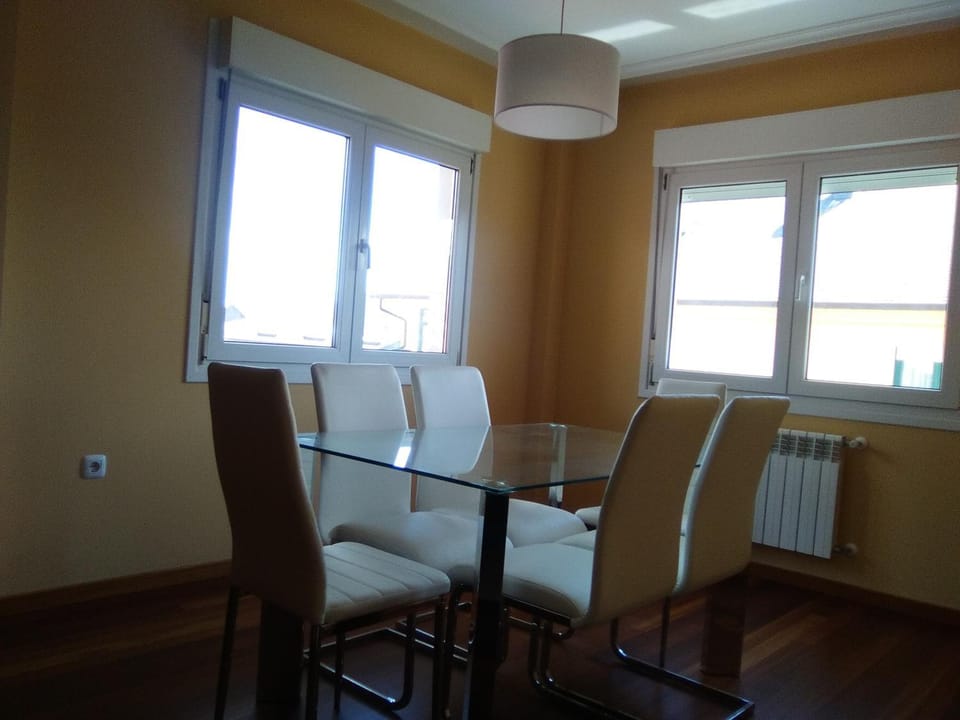 Living room, Street view