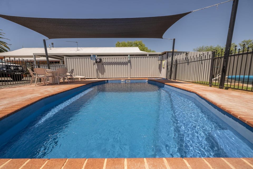 Country Gardens Motor Inn Motel in Cowra